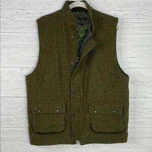 Walker/Hawkes Men's Olive Tweed Vest